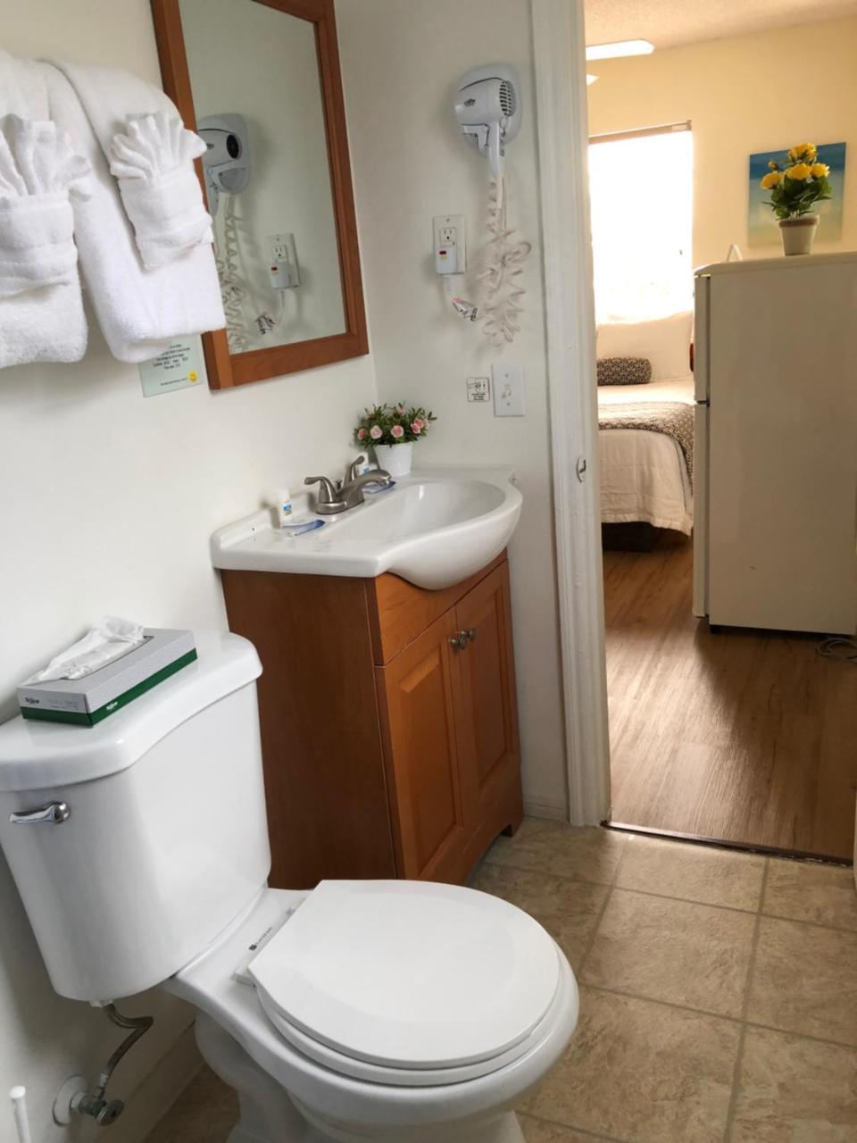 Coral Key Inn Lauderdale-by-the-Sea Zewnętrze zdjęcie