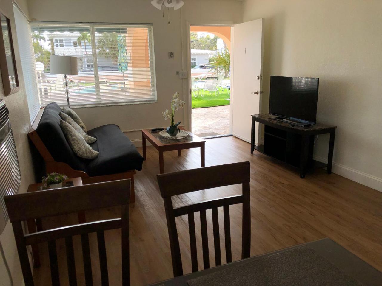 Coral Key Inn Lauderdale-by-the-Sea Zewnętrze zdjęcie