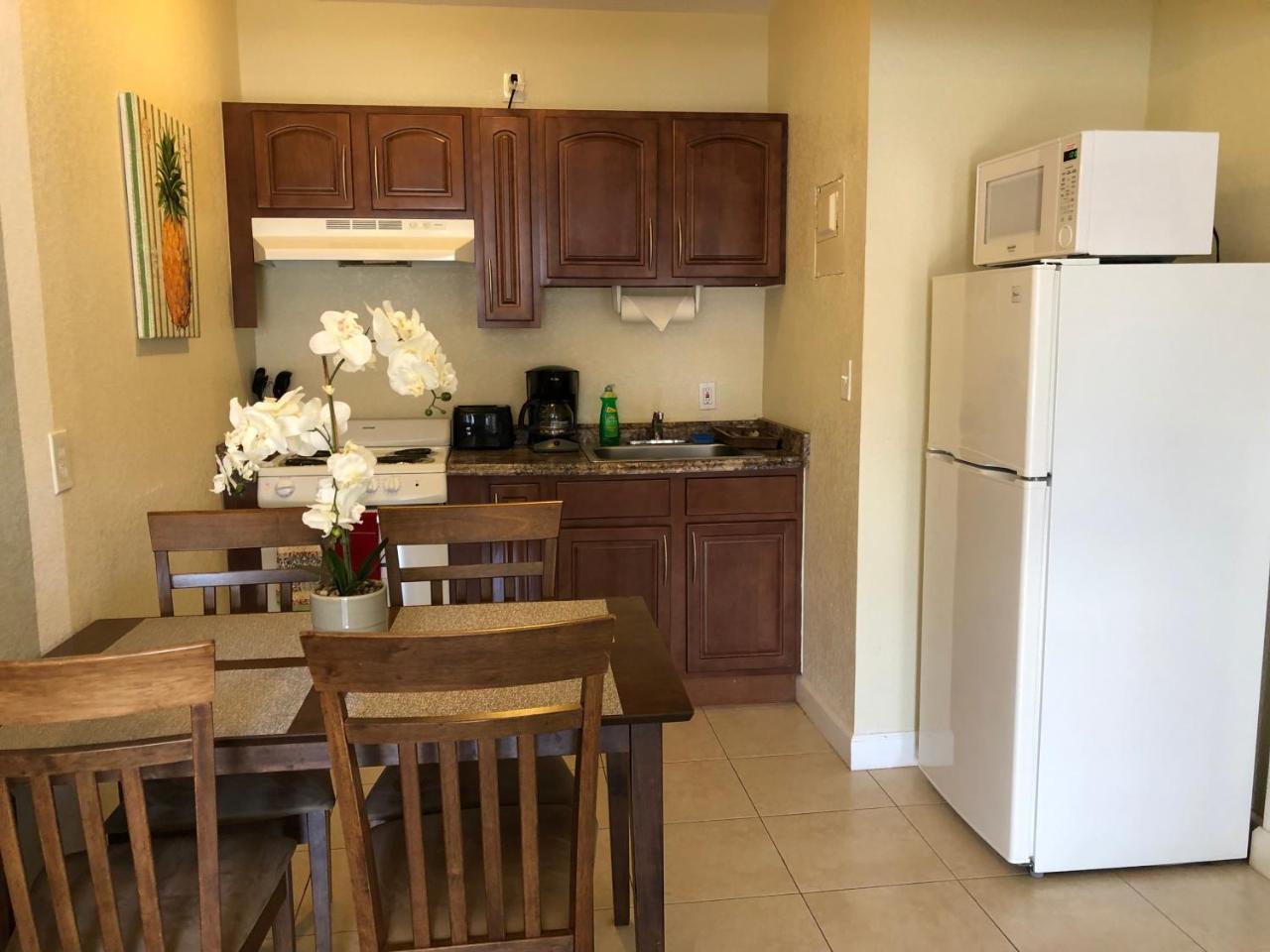 Coral Key Inn Lauderdale-by-the-Sea Zewnętrze zdjęcie