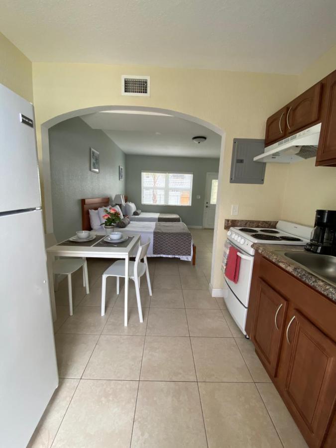 Coral Key Inn Lauderdale-by-the-Sea Zewnętrze zdjęcie
